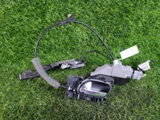 Замок двери Peugeot 308