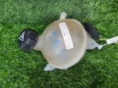 Бачок расширительный Peugeot 308