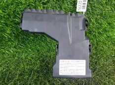 Крышка блока предохранителей Citroen C4