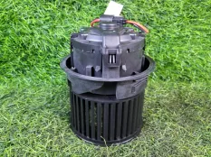 Моторчик печки Peugeot 2008