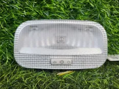 Плафон подсветки салона Peugeot 308