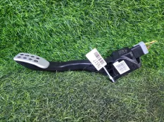 Педаль газа Peugeot 2008