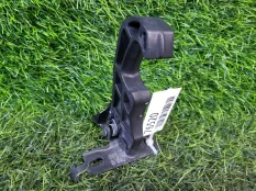 Крюк капота Peugeot 2008