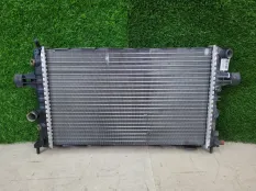 Радиатор охлаждения двигателя Opel Astra