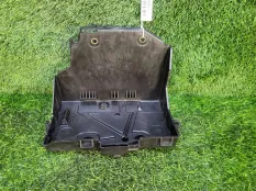 Полка аккумулятора Renault Kangoo