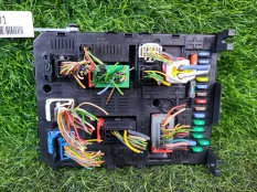 Блок предохранителей Peugeot 308