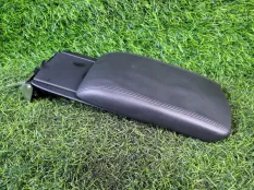 Подлокотник Peugeot 308