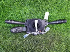 Блок подрулевых переключателей Peugeot 308