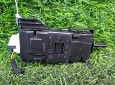 Блок управления центральным замком Peugeot 308