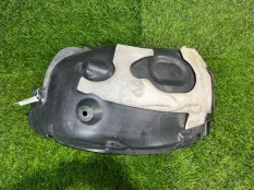 Подкрылок Renault Megane