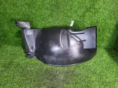 Подкрылок Peugeot 406