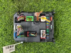 Блок предохранителей Peugeot 207