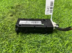 Блок управления центральным замком Peugeot 207