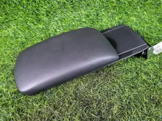 Подлокотник Peugeot 308