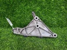 Кронштейн двигателя Opel Astra