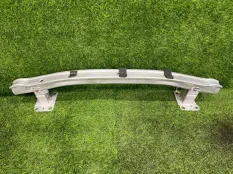 Усилитель бампера Renault Megane