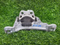 Подушка ДВС Ford Focus 3