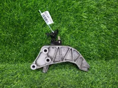 Кронштейн двигателя Opel Astra