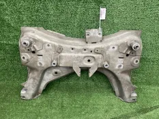 Подрамник Renault Captur