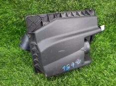 Корпус воздушного фильтра Opel Astra