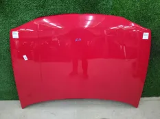 Капот Volkswagen Golf