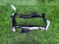 Петли капота Peugeot 308