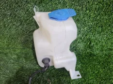 Бачок омывателя Volkswagen Golf