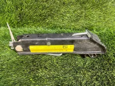 Домкрат VAG Оригинал Audi Volkswagen Passat