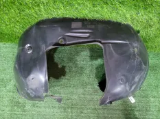 Подкрылок Citroen C4 Picasso