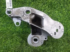 Кронштейн двигателя Audi A6