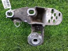 Опора двигателя Audi A4