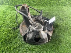 Кулак поворотный Volkswagen Golf 4