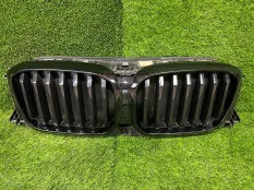 Решетка радиатора BMW X3