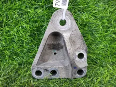 Кронштейн двигателя Ford Explorer