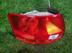 Фонарь задний Audi A4