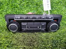 Блок управления климатом Volkswagen Tiguan