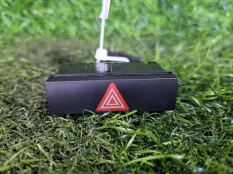 Кнопка аварийной сигнализации Audi A6