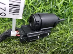 Датчик стоп сигнала Audi A4