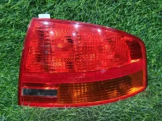 Фонарь задний Audi A4