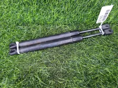 Амортизаторы багажника Audi A4