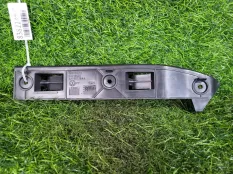 Направляющая переднего бампера Volkswagen Golf