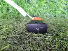 Кнопка парктроника Audi A6