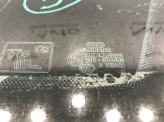 Стекло глухое Audi A3