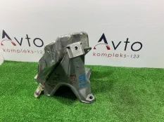 Кронштейн двигателя Audi A4