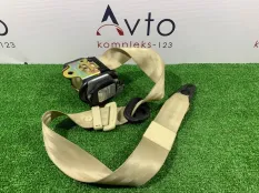 Ремень безопасности Audi A8