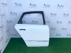 Дверь Audi A4