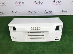 Крышка багажника Audi A4