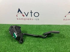 Педаль газа Audi A4