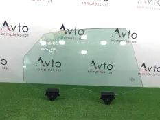 Стекло двери Audi A8