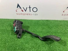 Педаль газа Audi A4